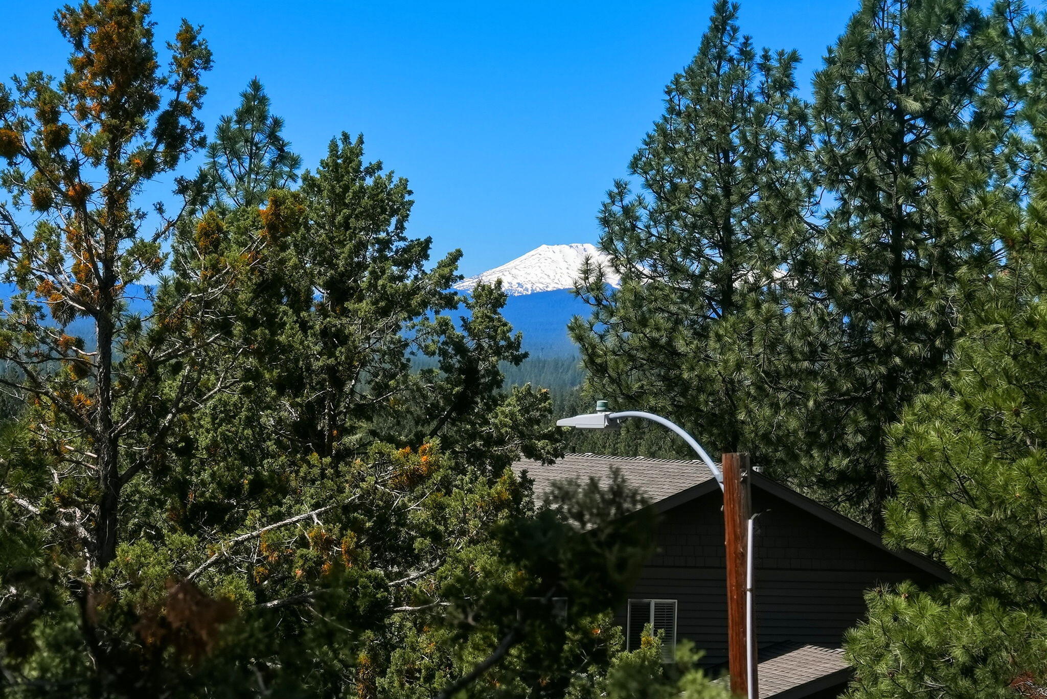 2068 NW Cascade View Drive
