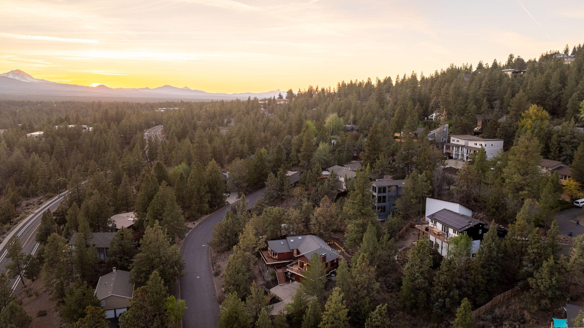 2068 NW Cascade View Drive