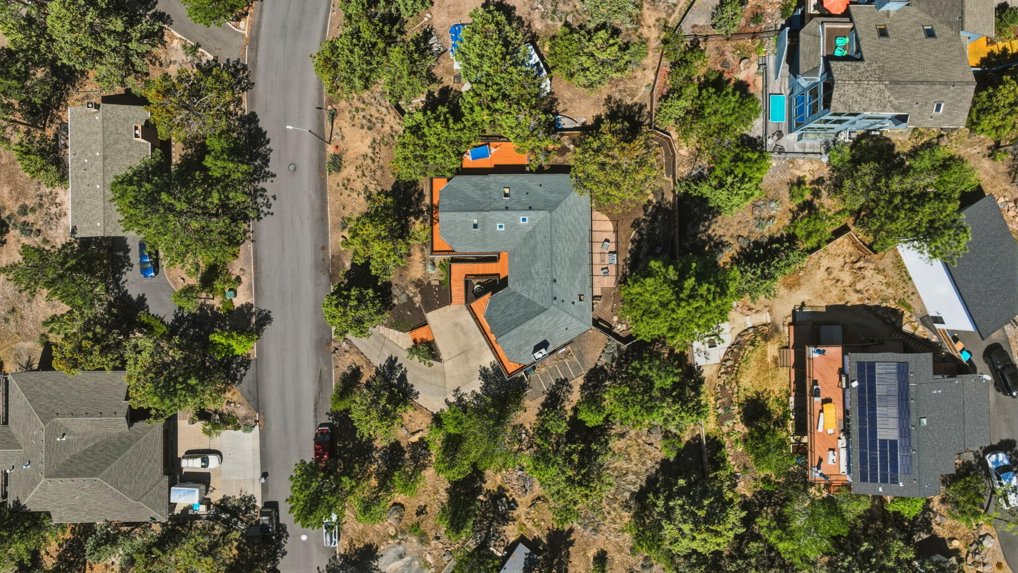 2068 NW Cascade View Drive