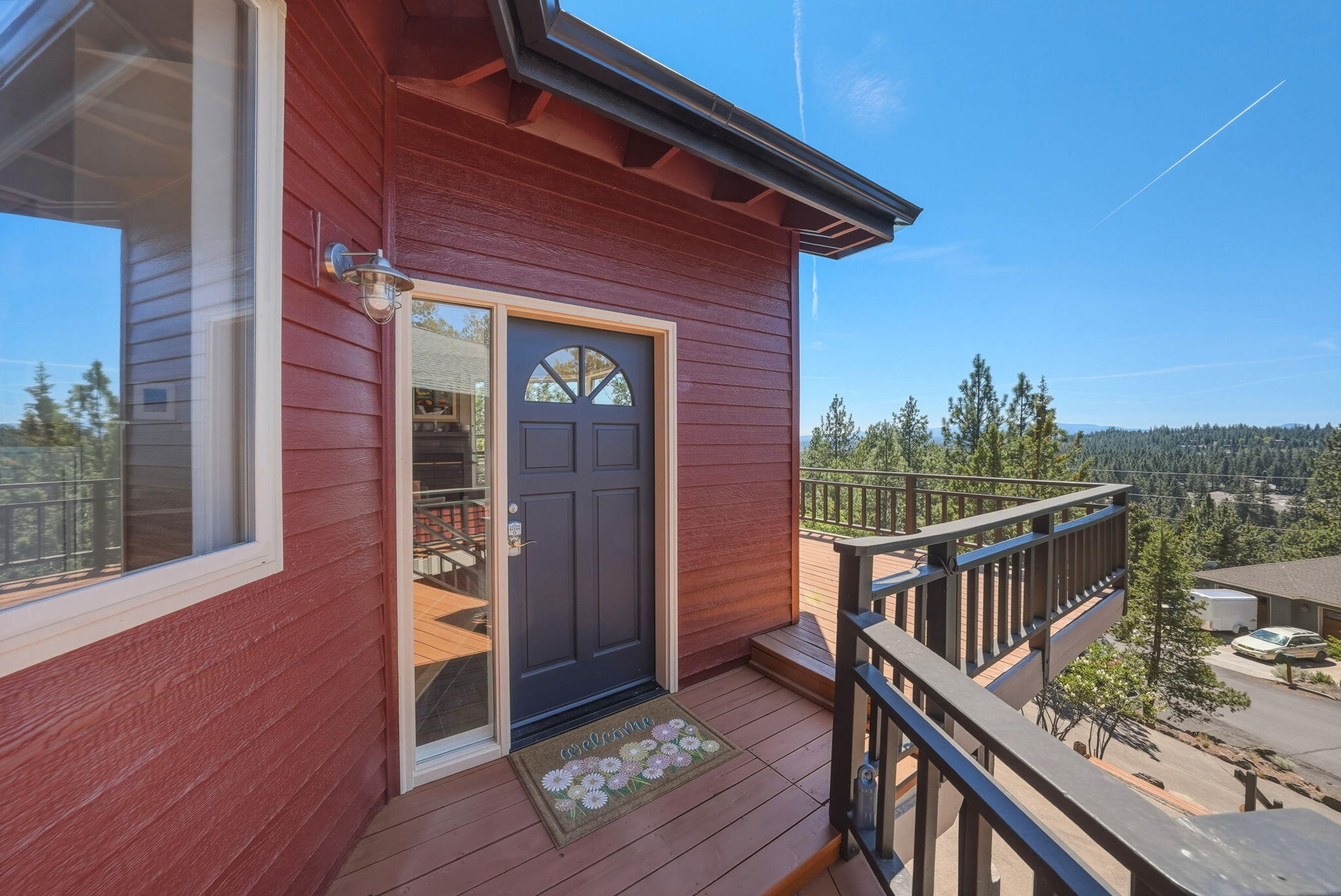 2068 NW Cascade View Drive