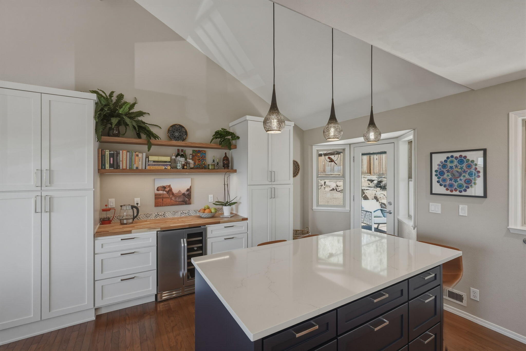 2068 NW Cascade View Drive