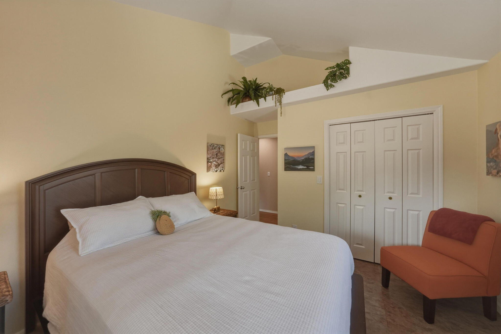 2068 NW Cascade View Drive