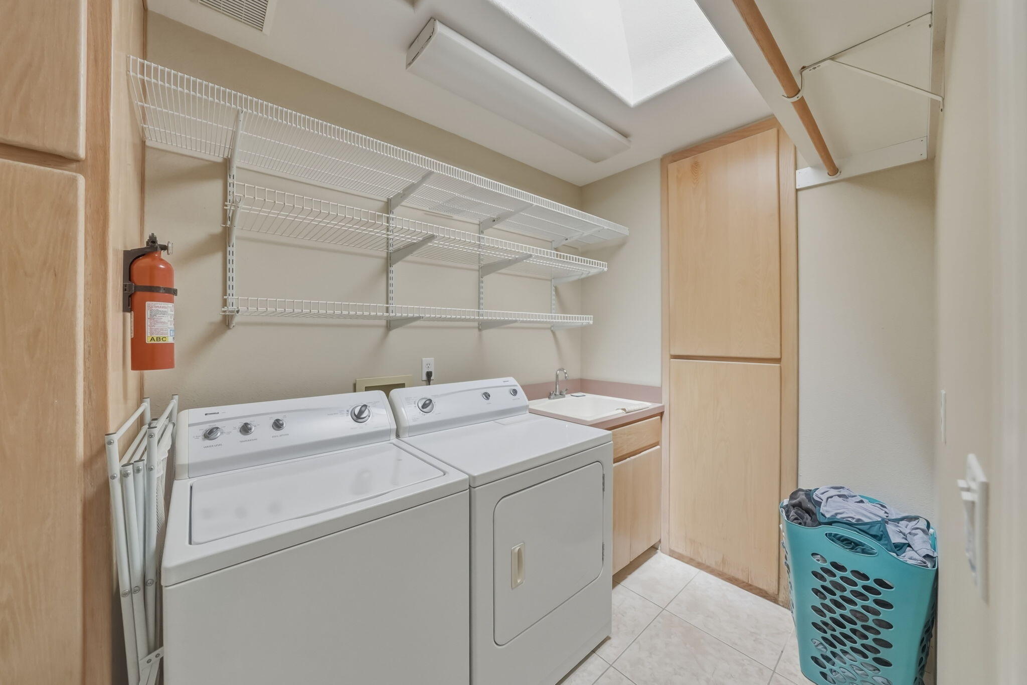 2068 NW Cascade View Drive