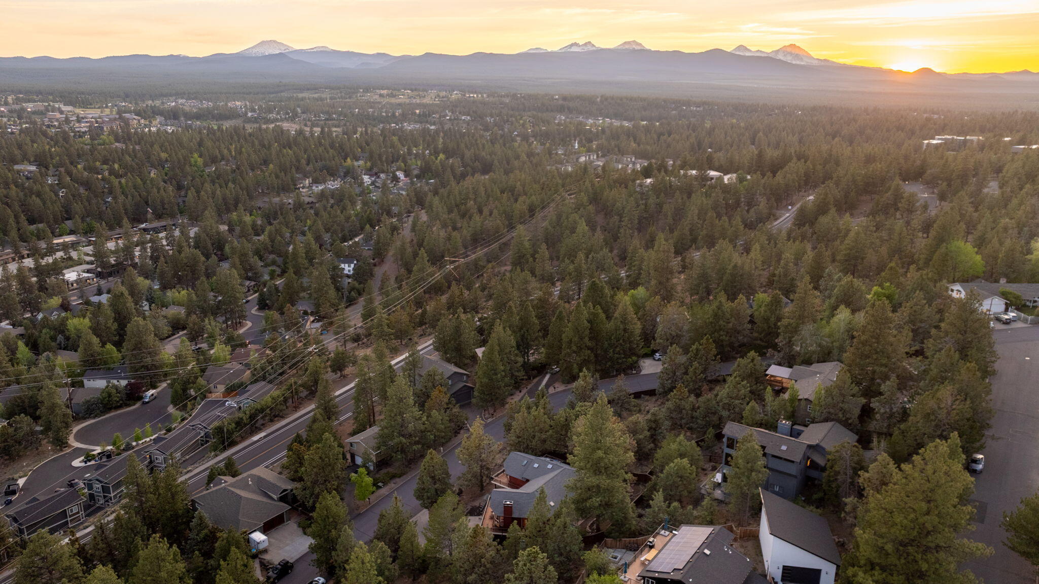 2068 NW Cascade View Drive