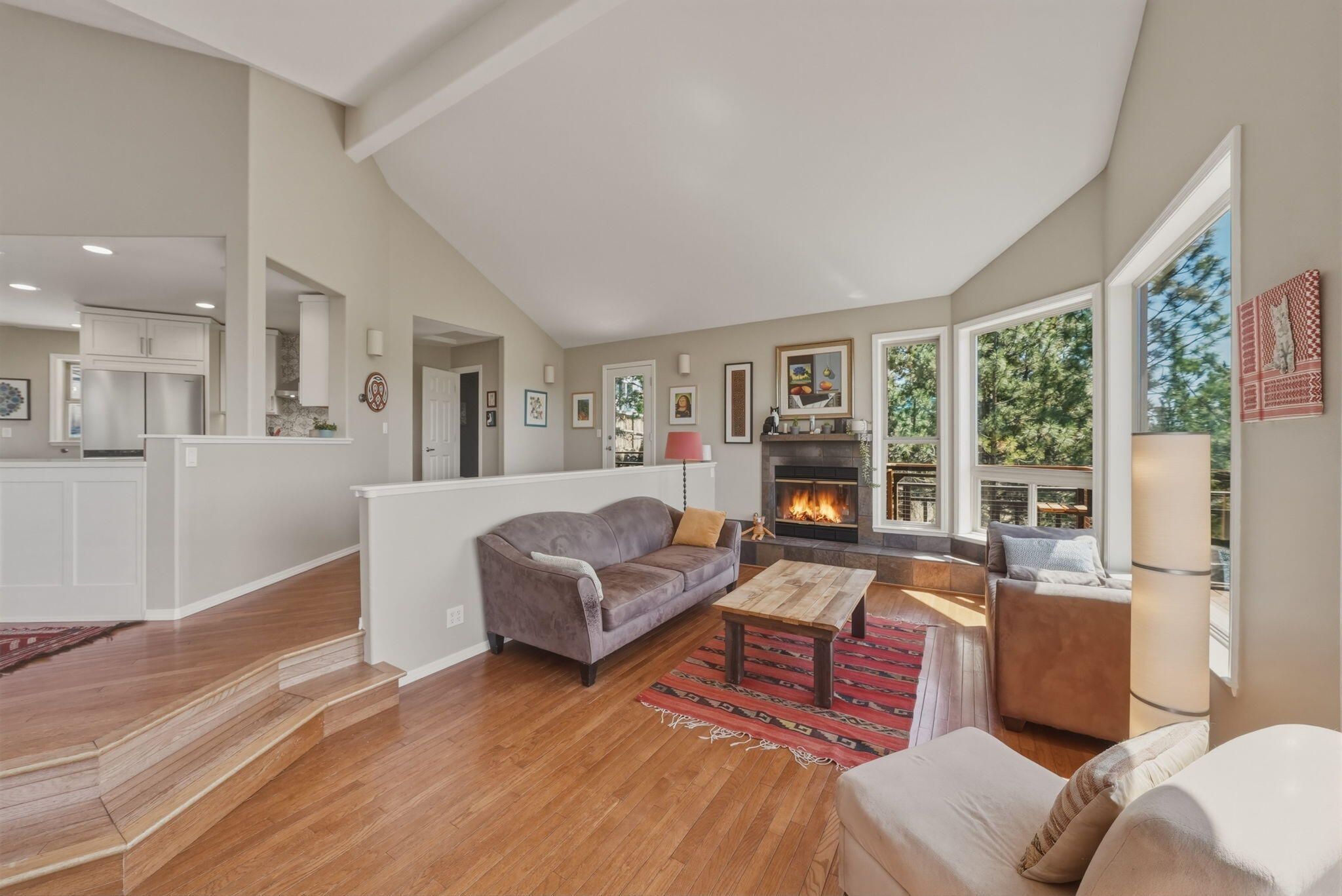 2068 NW Cascade View Drive