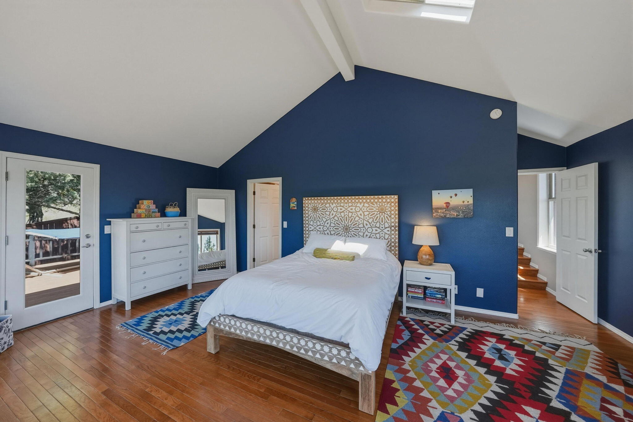 2068 NW Cascade View Drive