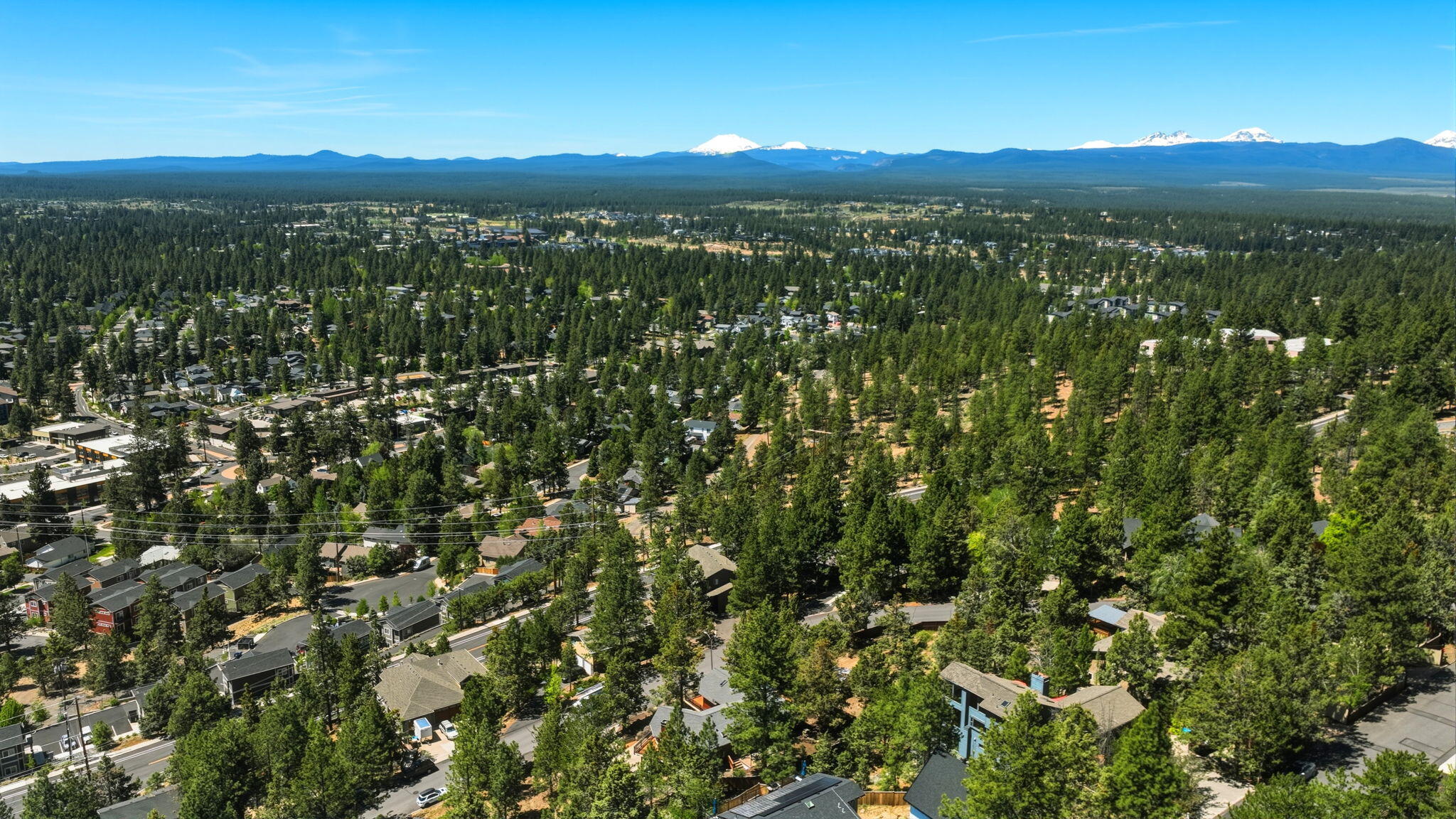 2068 NW Cascade View Drive