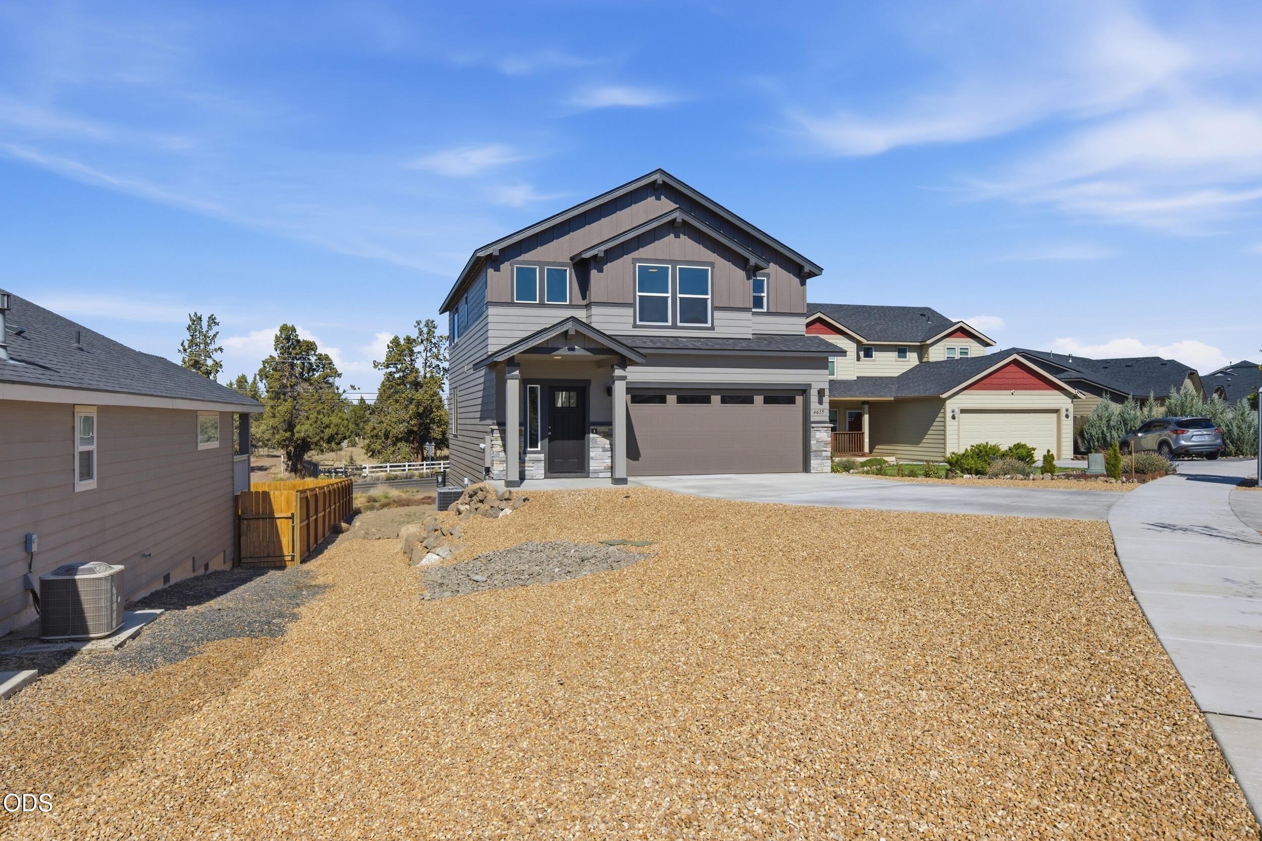 4615 SW Salmon Avenue
