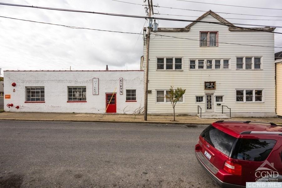 513 - 515 Columbia Street