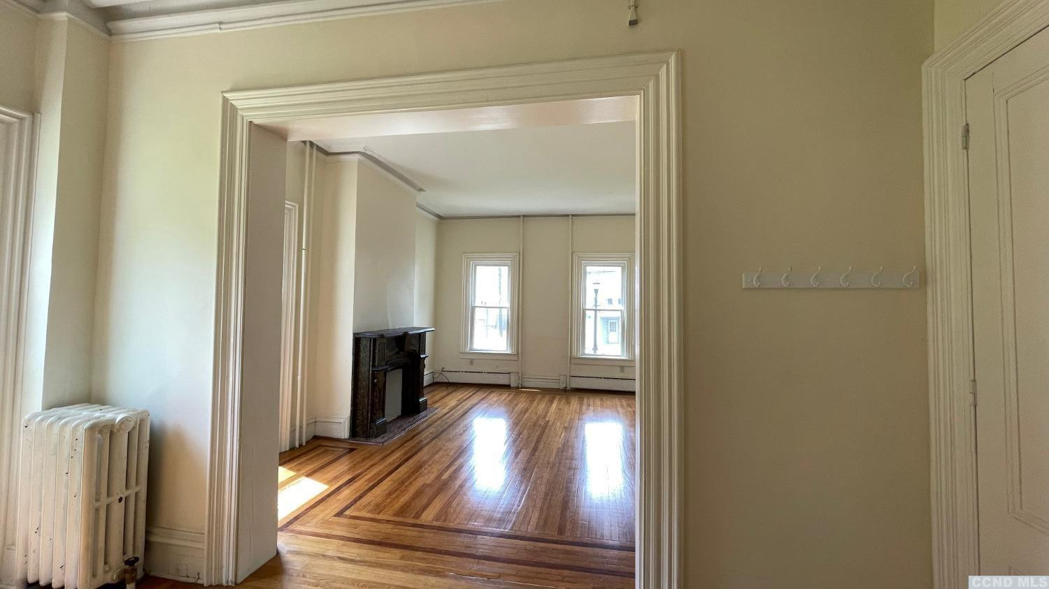 834 Warren Street, 1