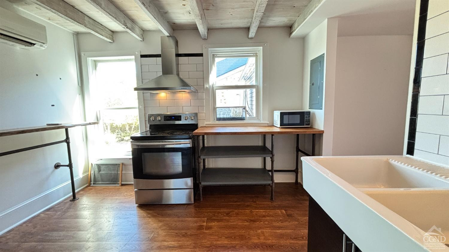 234 Warren Street, Apt-E