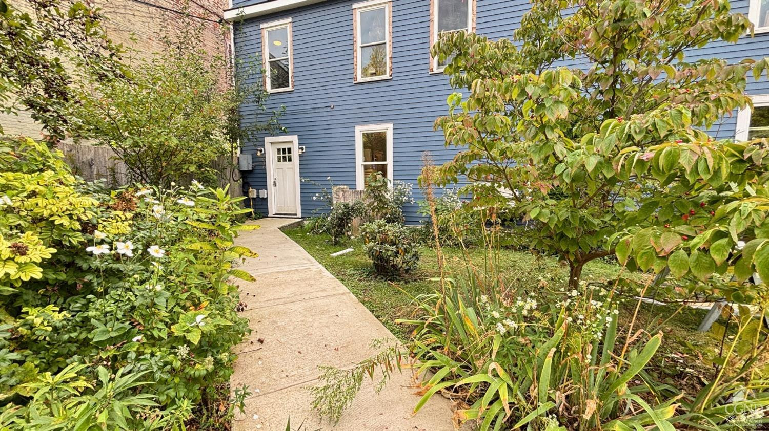 234 Warren Street, Apt-E