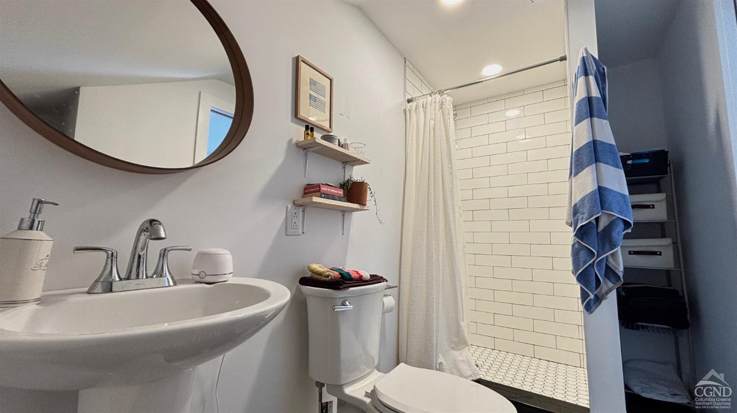 234 Warren Street, Apt-E