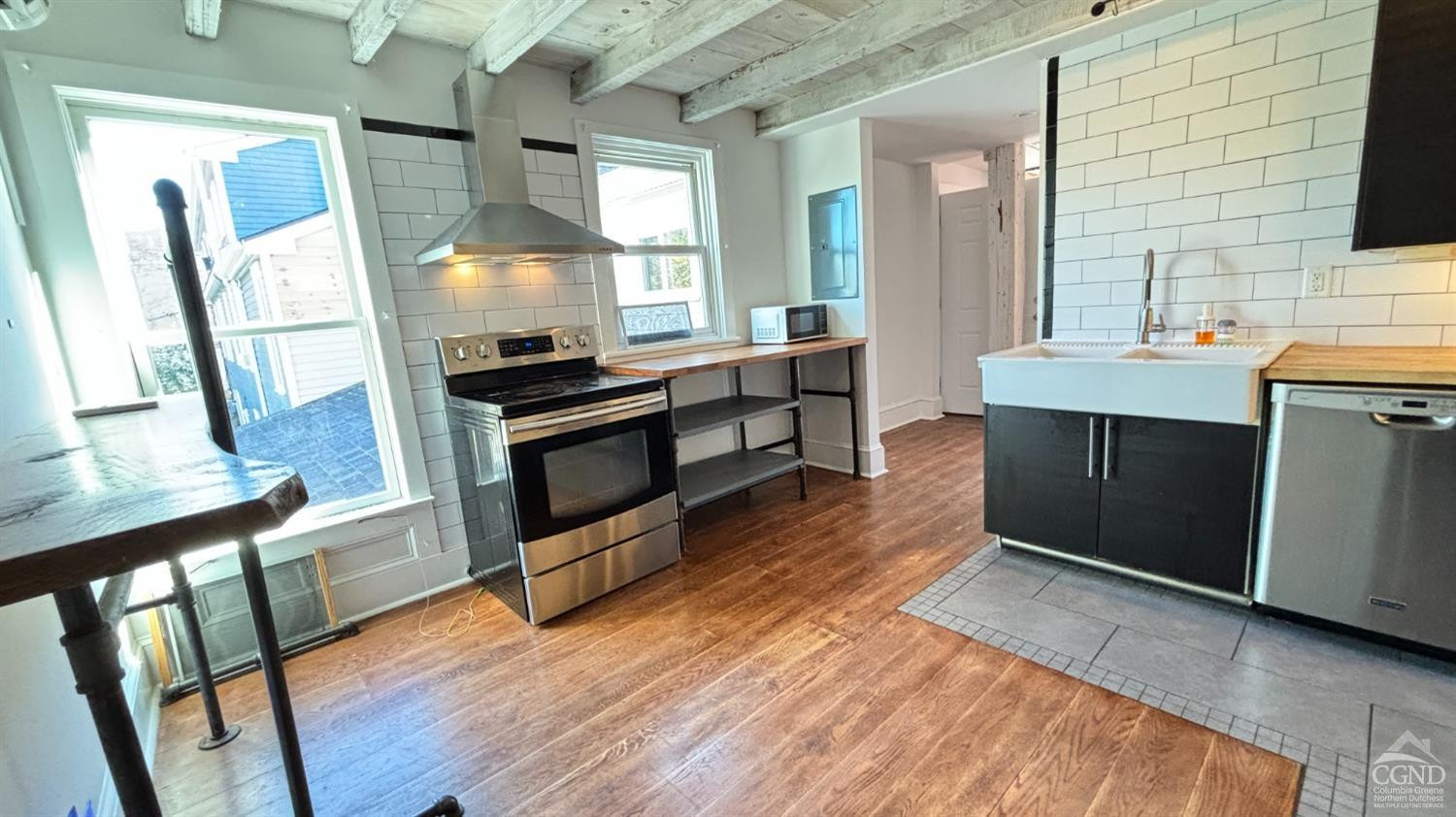 234 Warren Street, Apt-E
