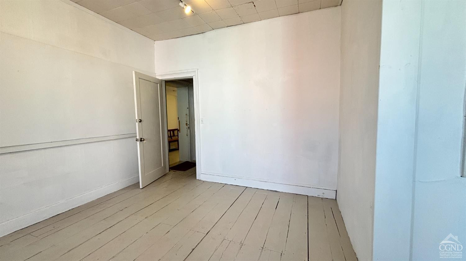 609 - 611 Warren Street, 2