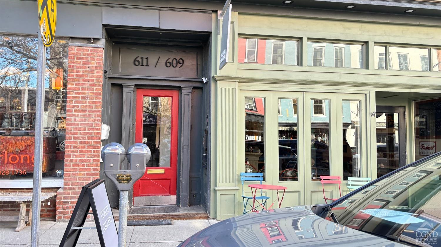 609 - 611 Warren Street, 2