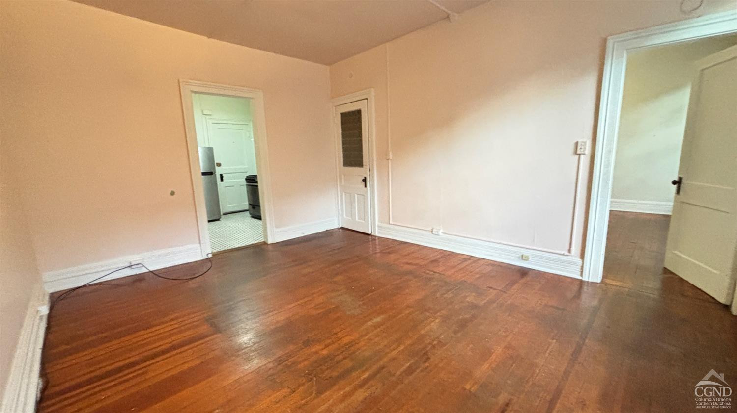 612 Warren Street, 1