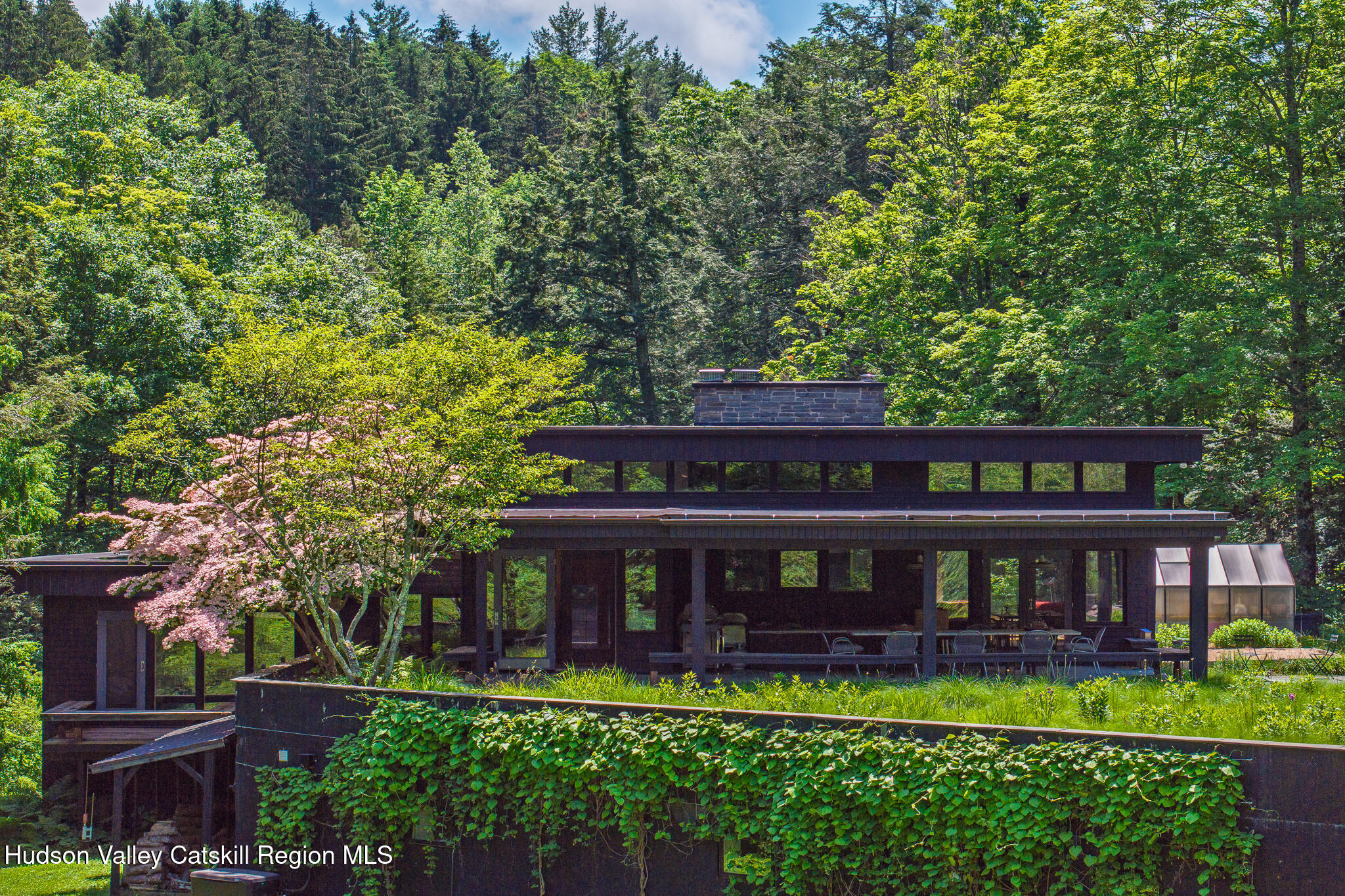 5015 Crow Hill Road