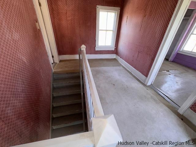 102 Old Route 9w
