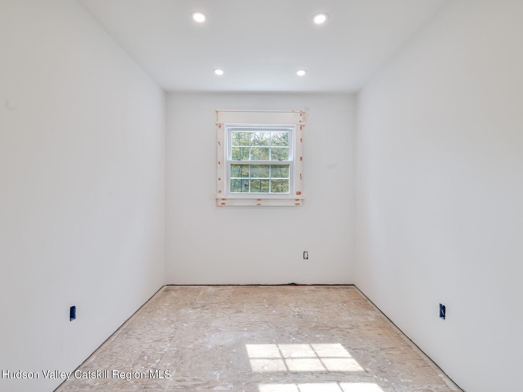11 Sandy Court