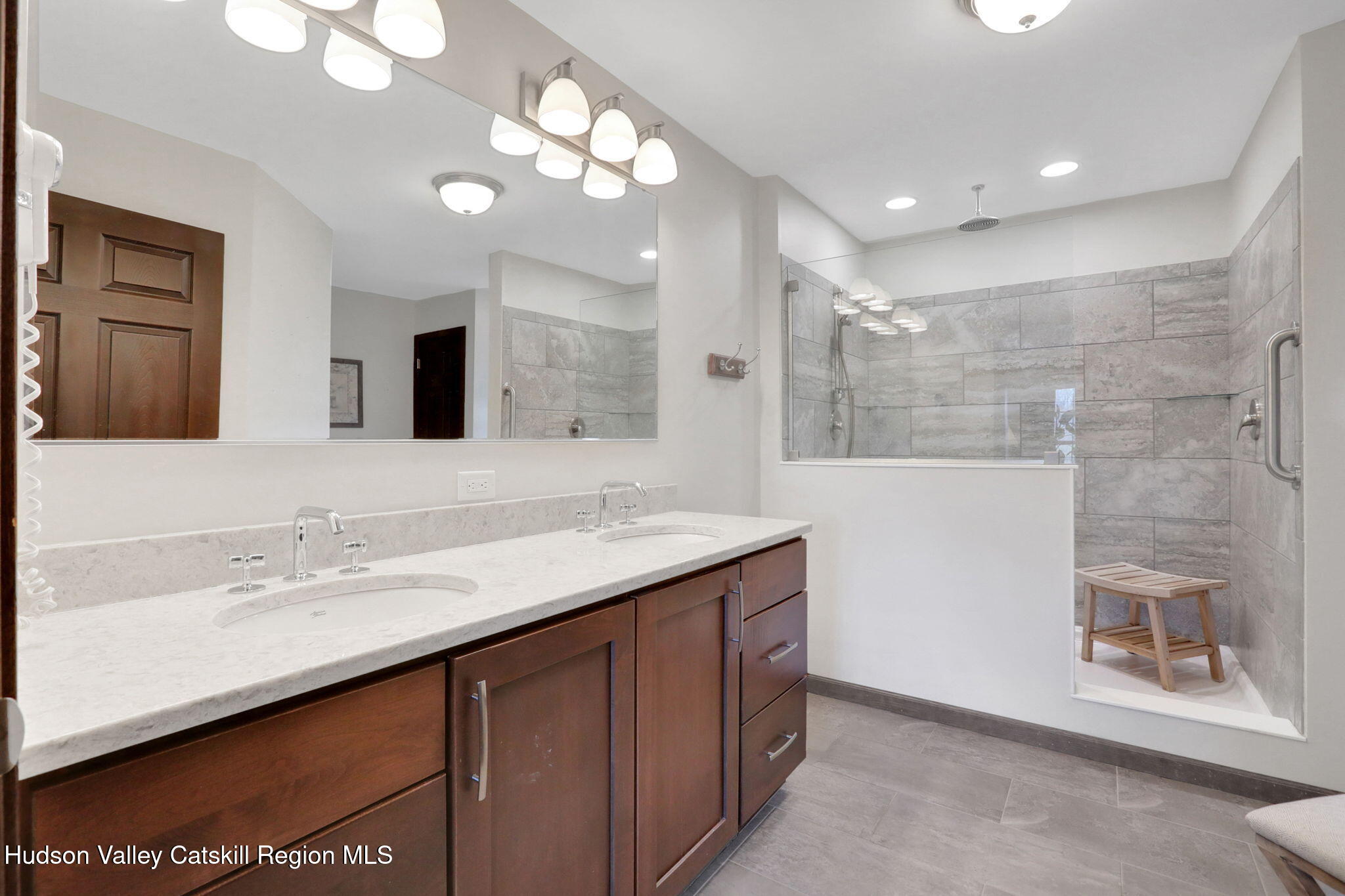 25 Mill Ln Extension
