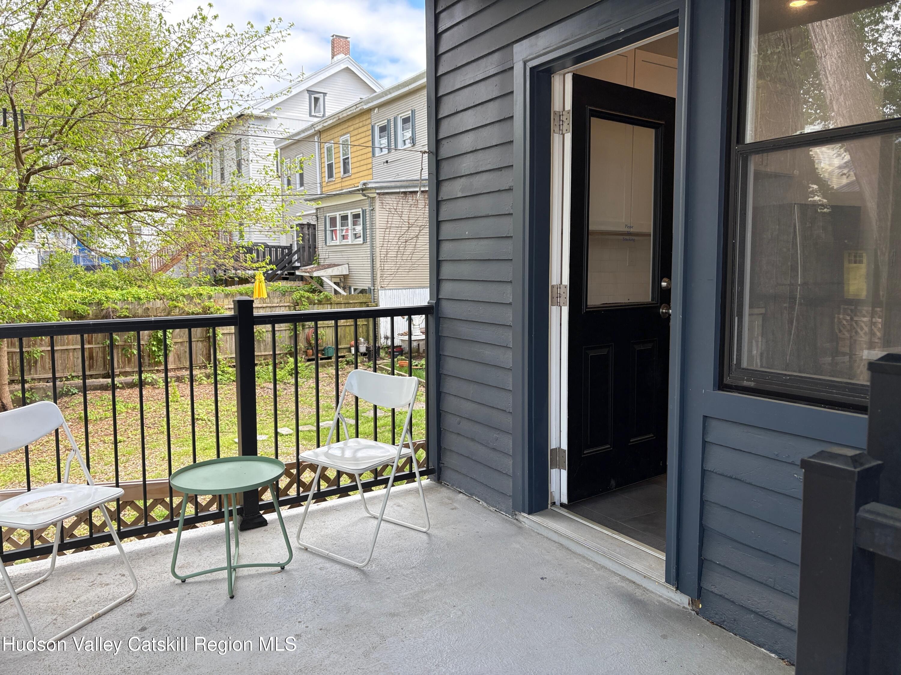 514 State Street, bet 5th and 6th Streets Unit: #2