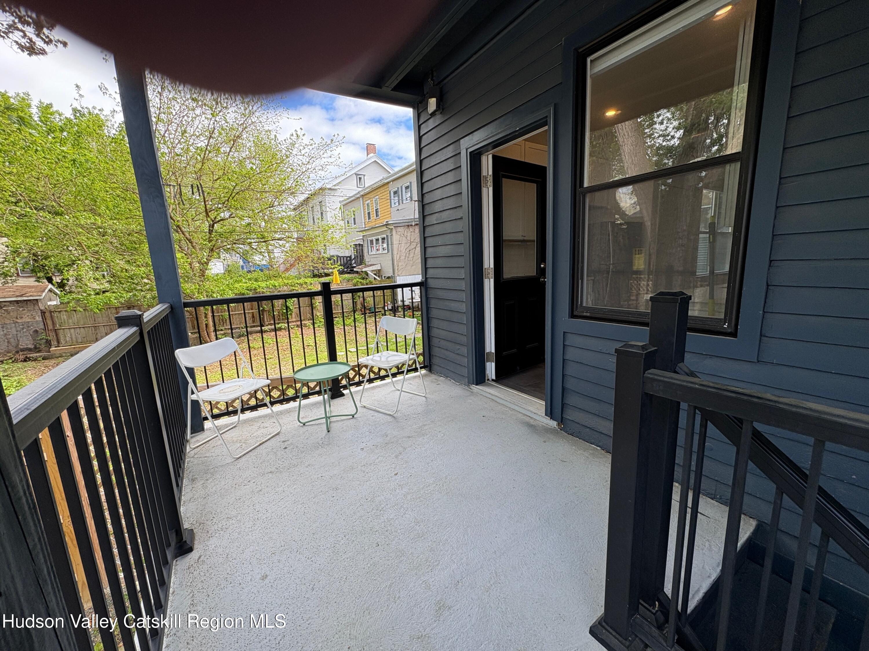 514 State Street, bet 5th and 6th Streets Unit: #2