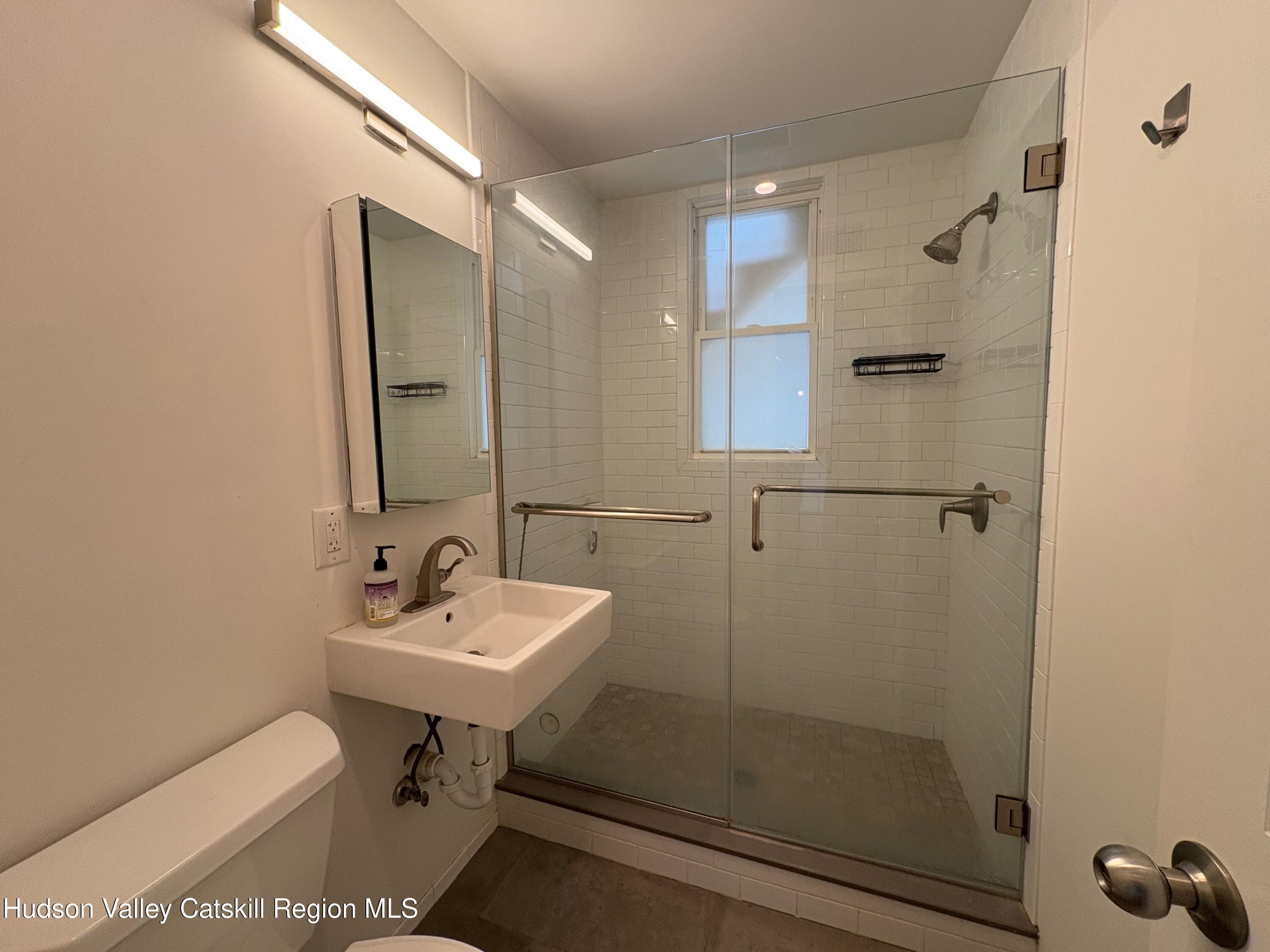 514 State Street, bet 5th and 6th Streets Unit: #2