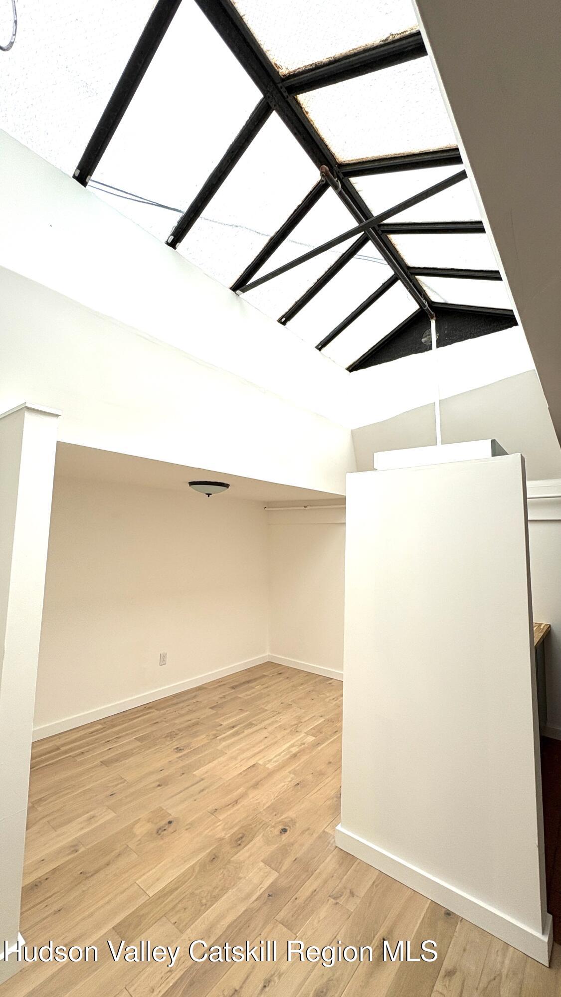 725 Warren Street, bet Park Place and 8th St Unit: #10