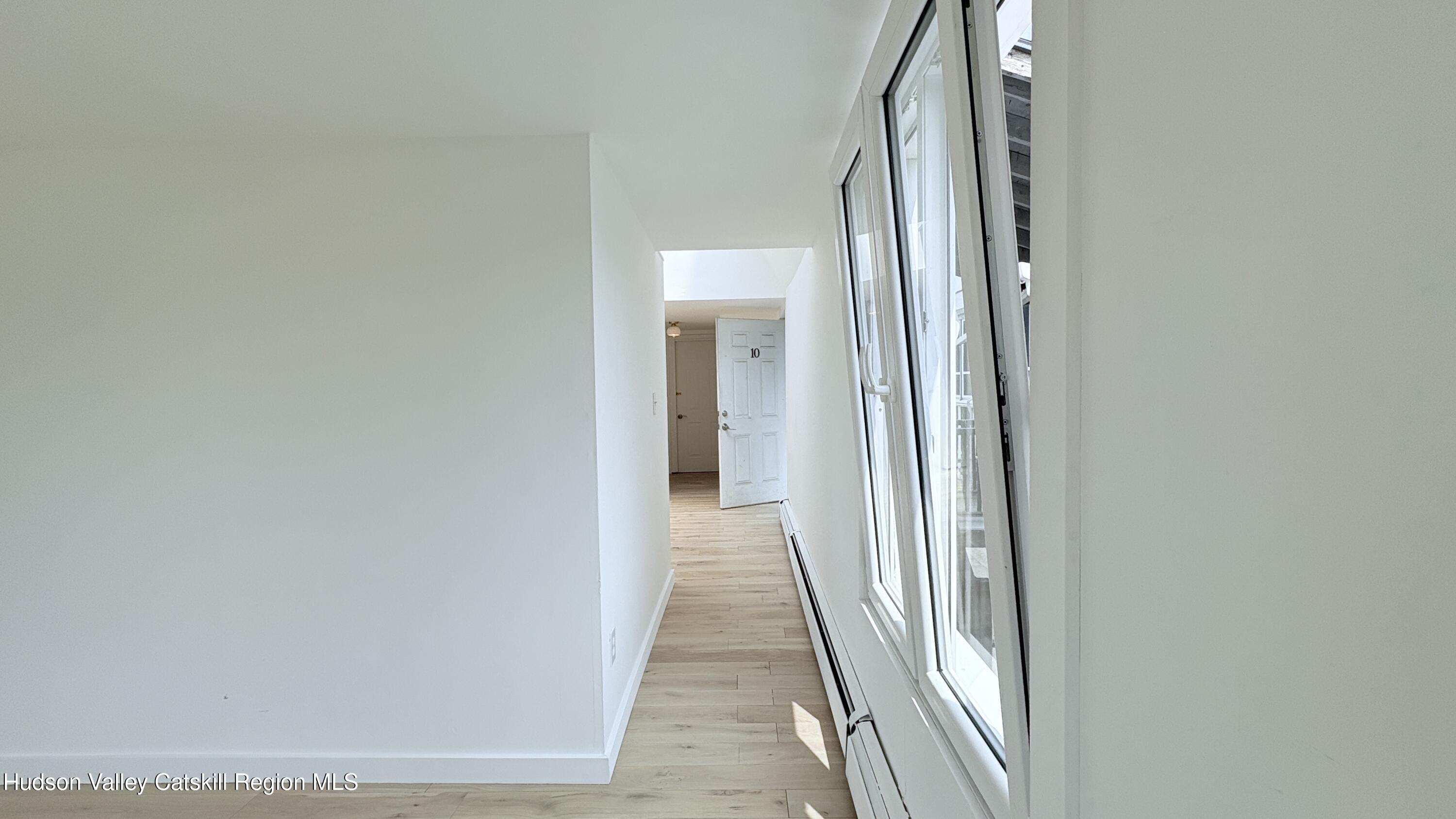 725 Warren Street, bet Park Place and 8th St Unit: #10