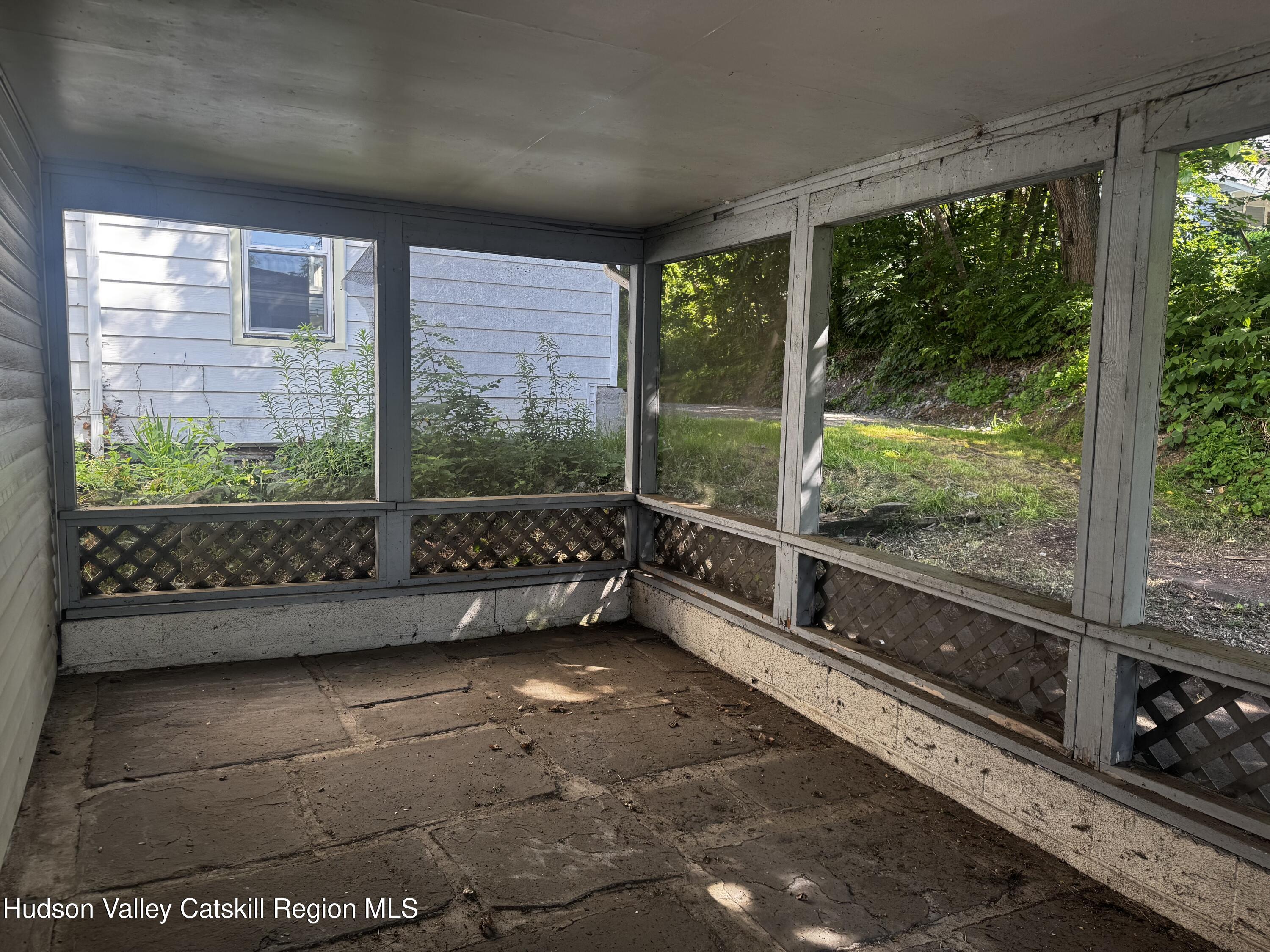 99 W Bridge Street