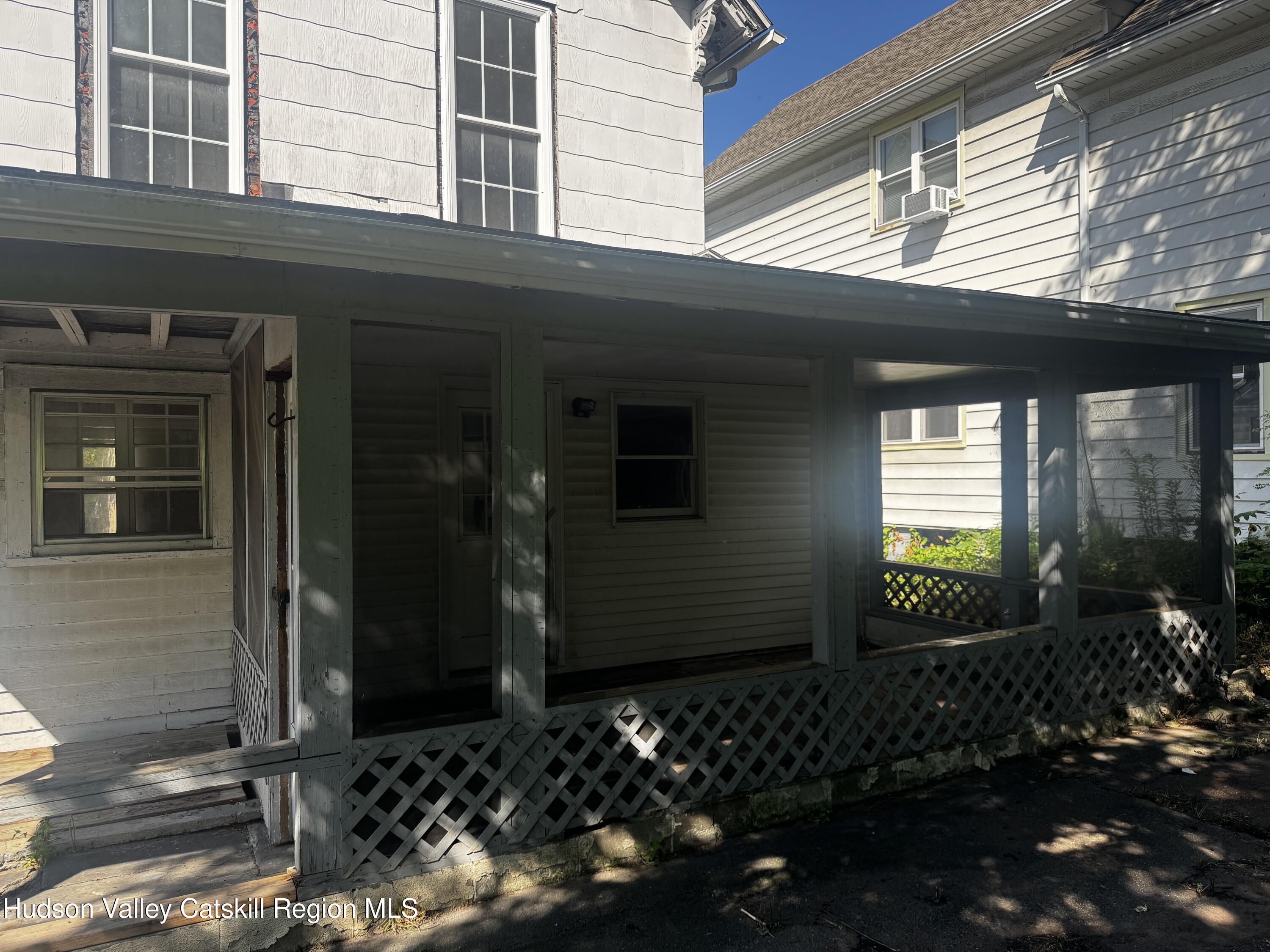 99 W Bridge Street