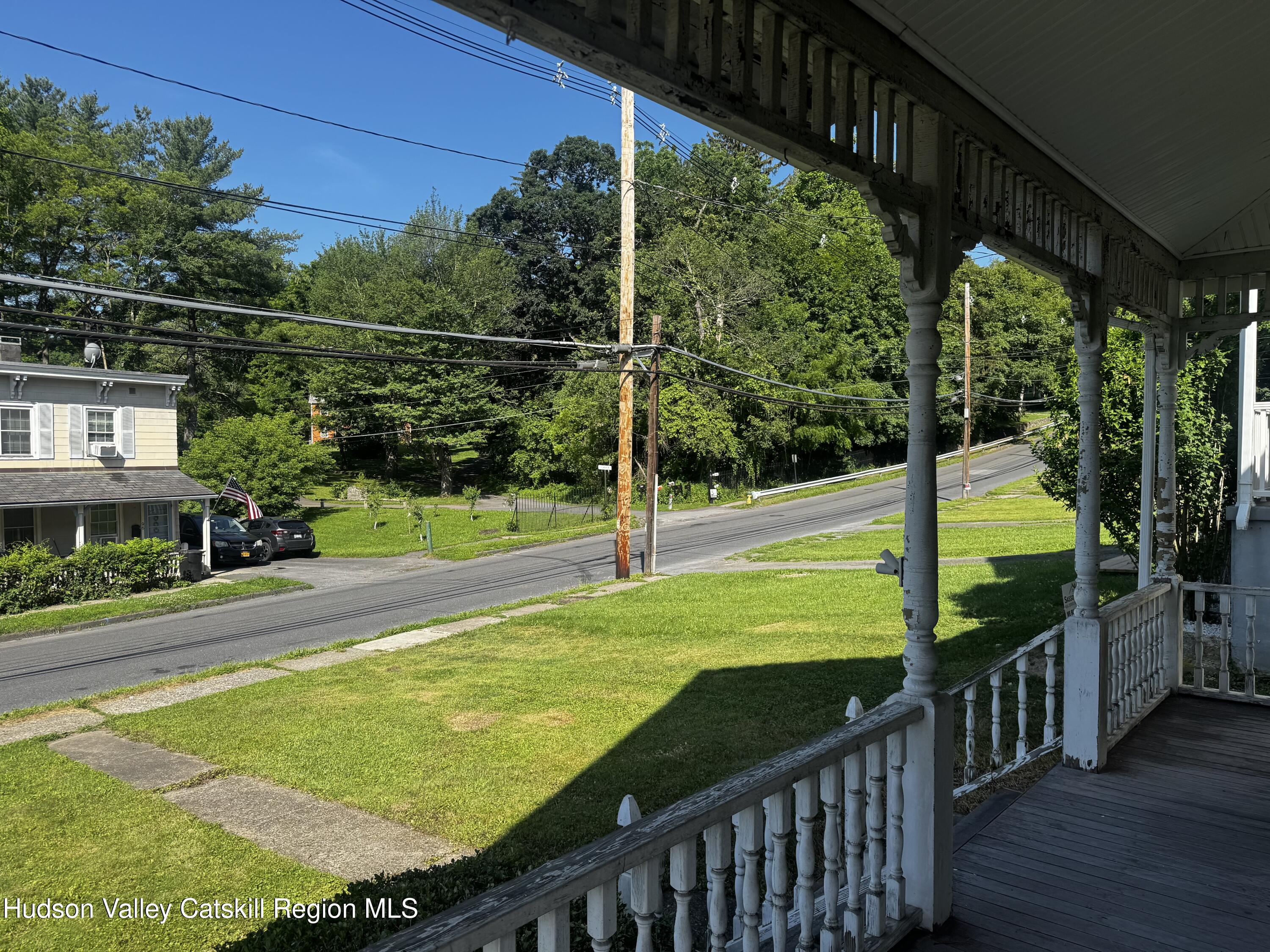 99 W Bridge Street