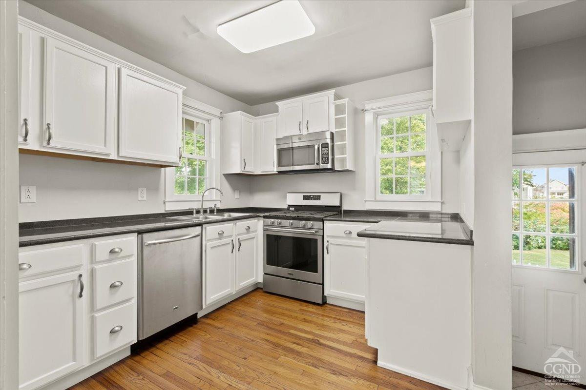 9 Greenport Parkway