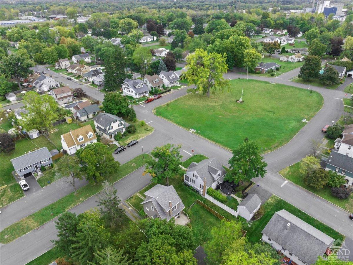 9 Greenport Parkway