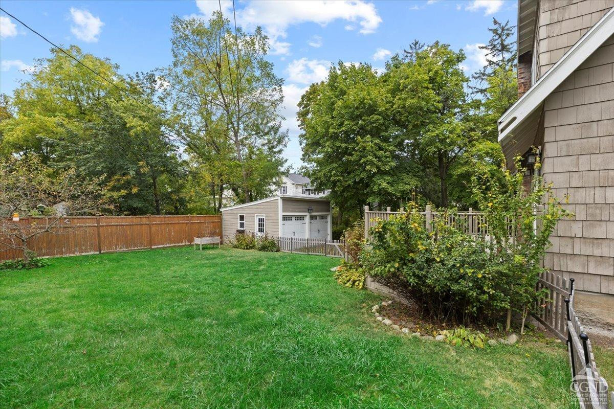 9 Greenport Parkway