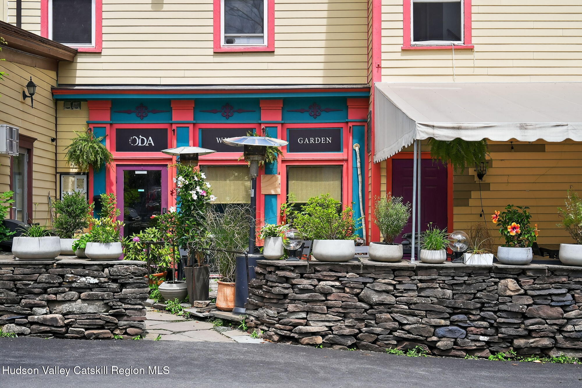 144 Walnut Street