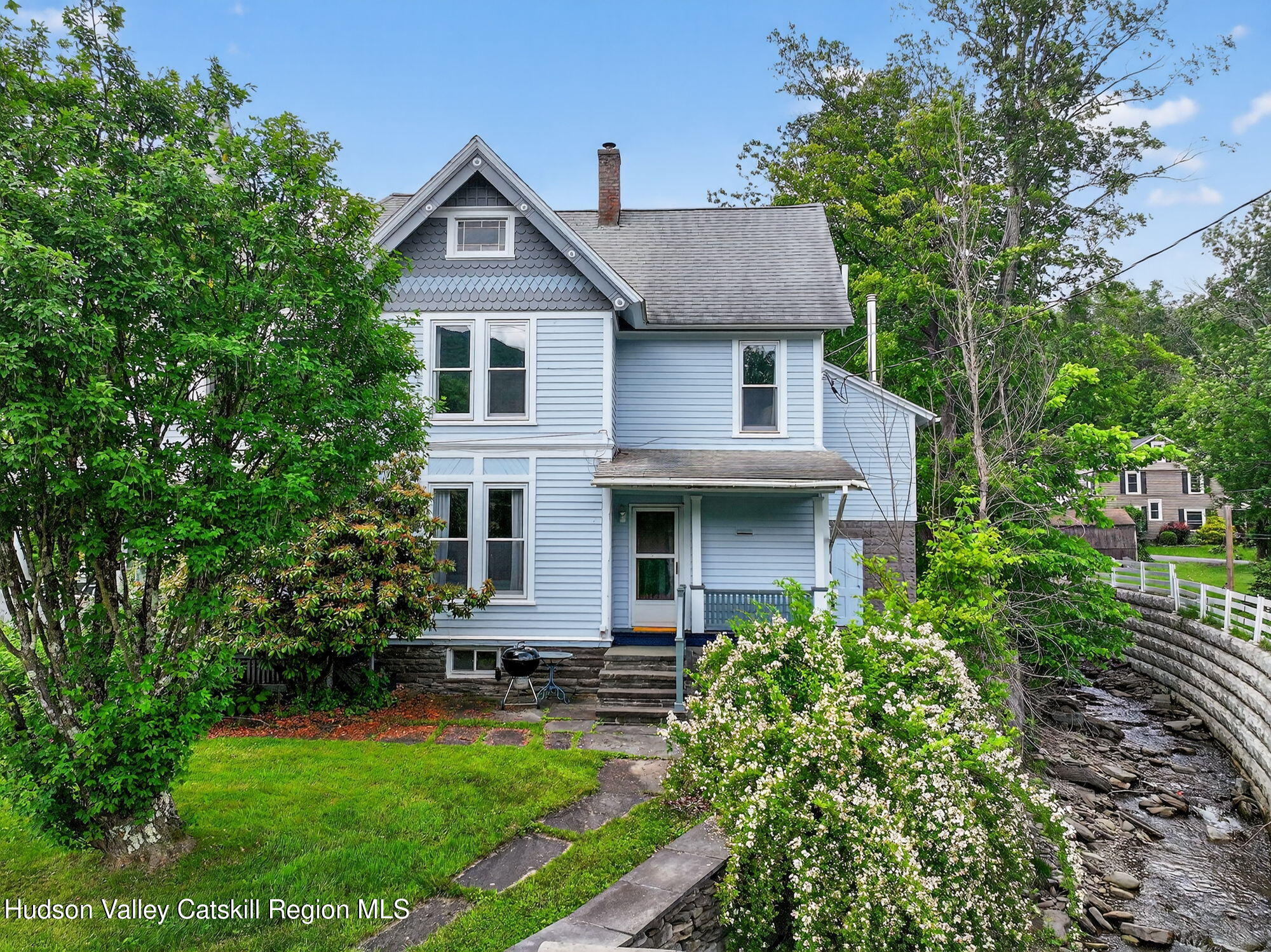 144 Walnut Street