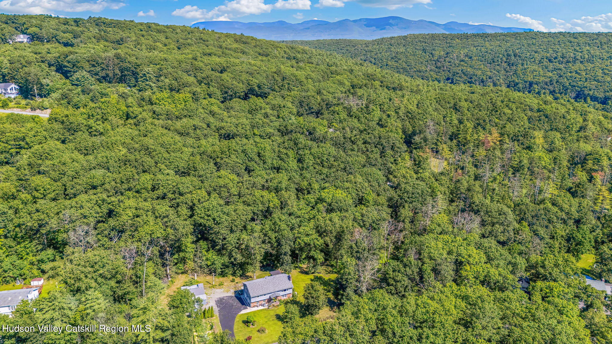 60 Gallis Hill Road