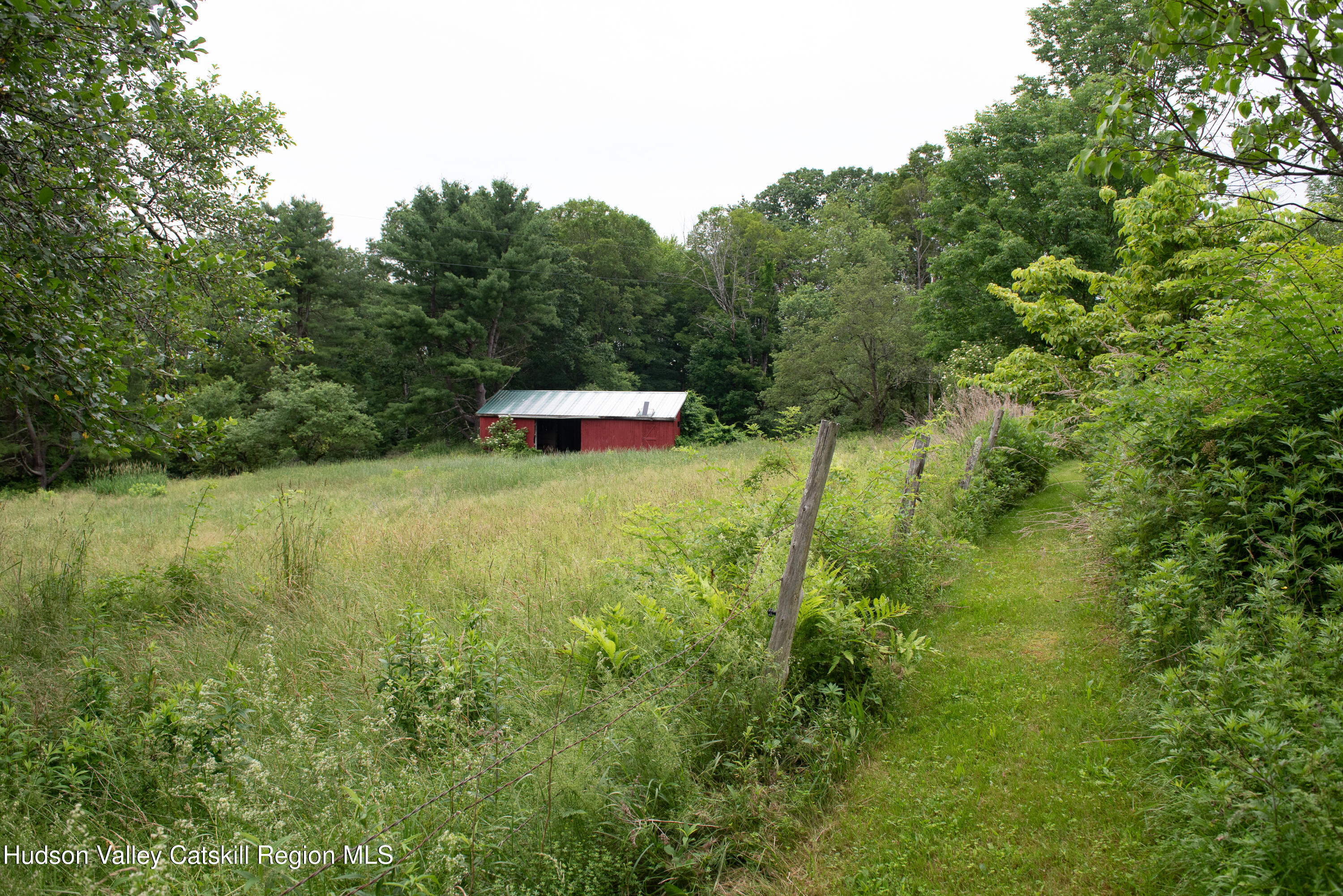 61 Schoolhouse Road