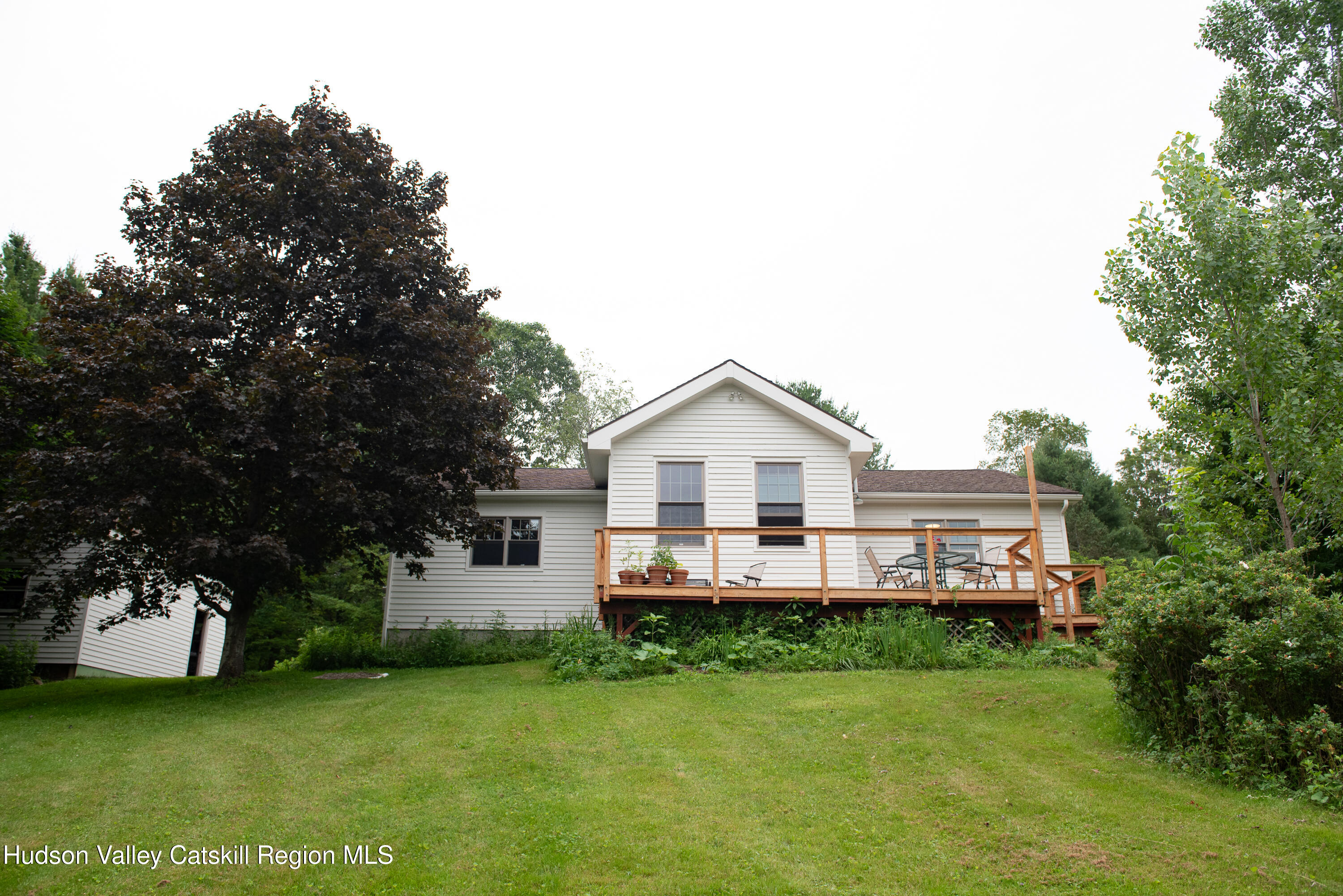 61 Schoolhouse Road