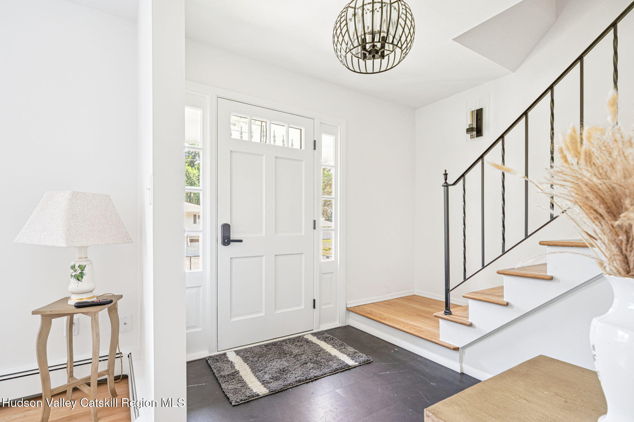 32 Redwood Road