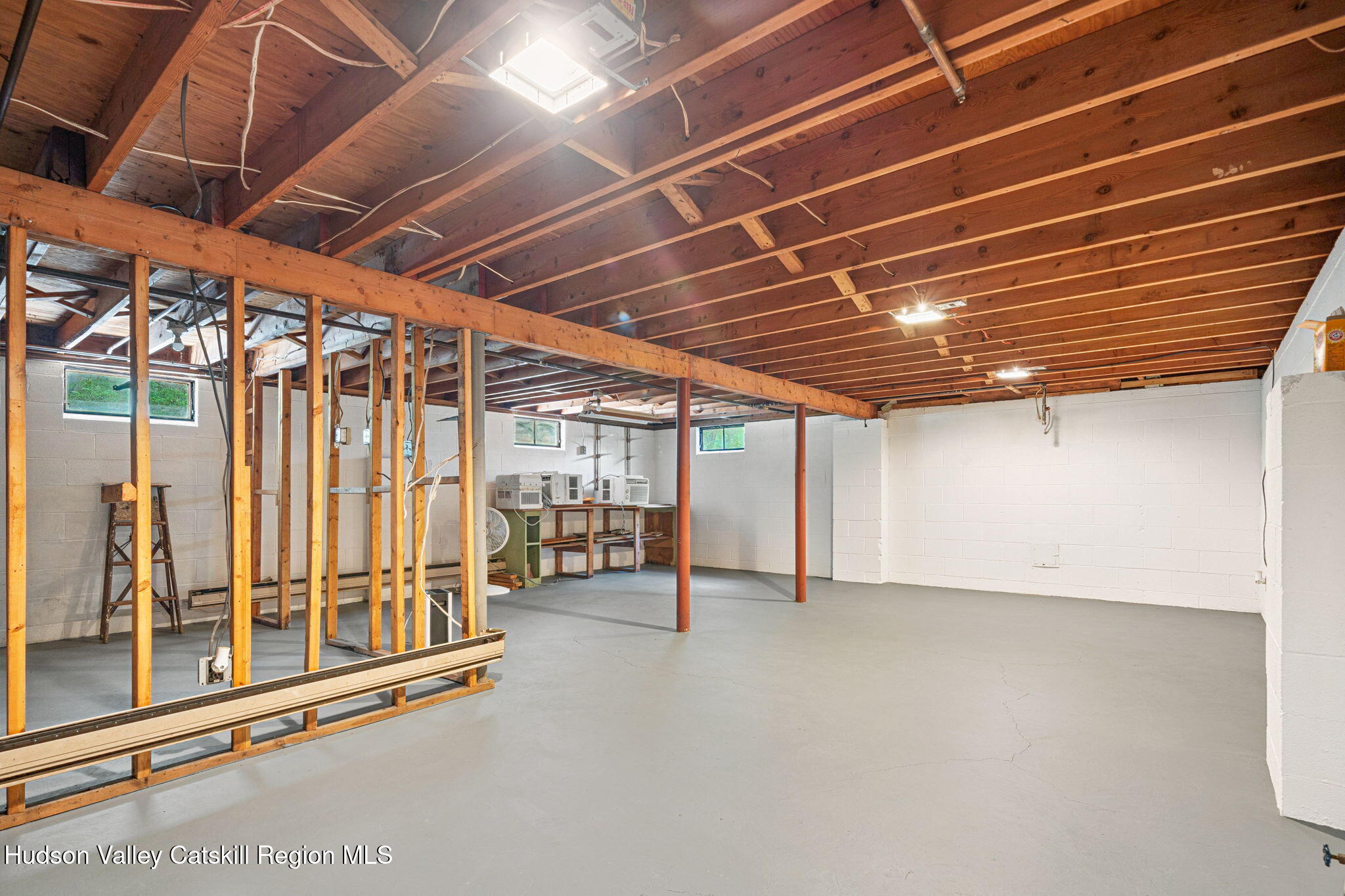 32 Redwood Road