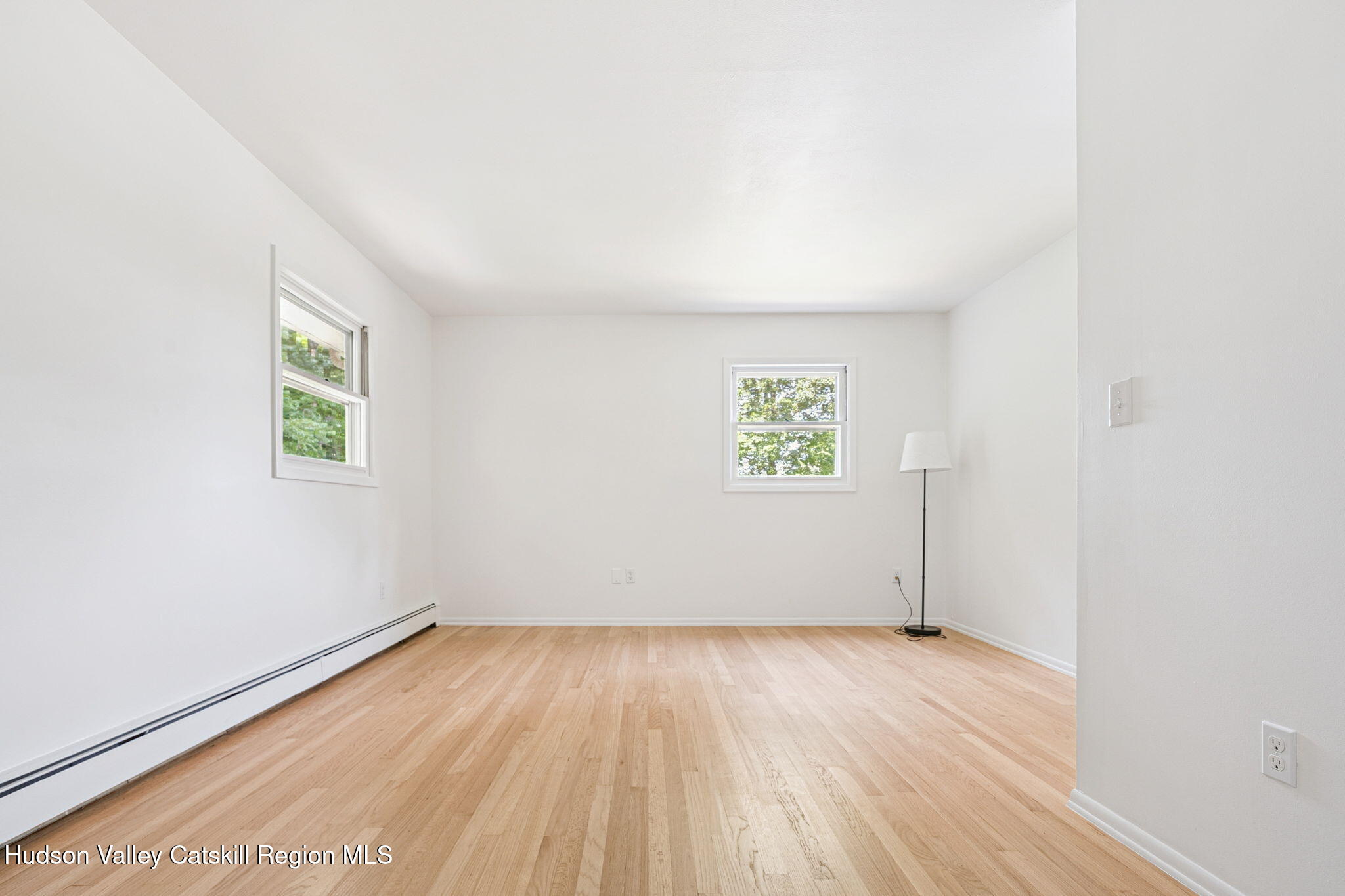 32 Redwood Road