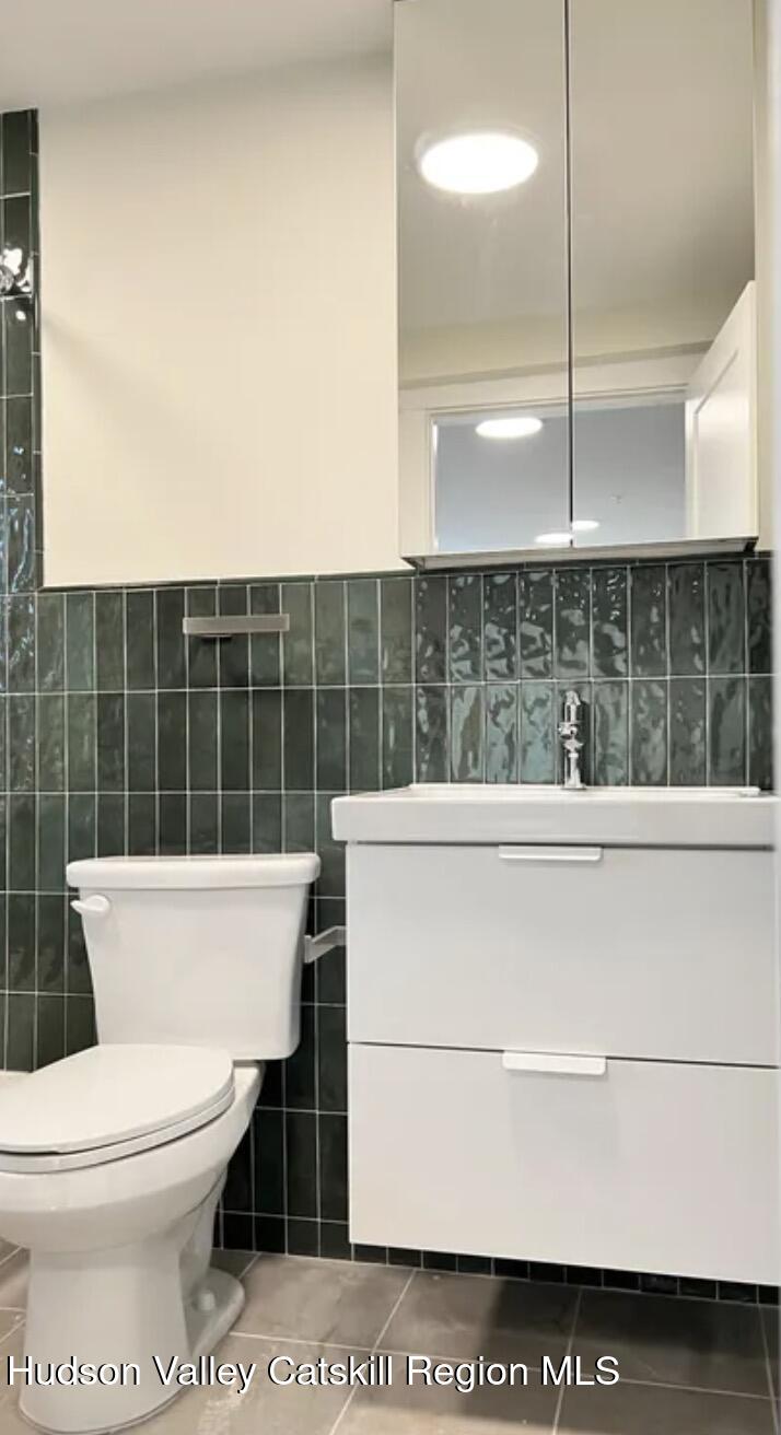 225 Allen Street, #2