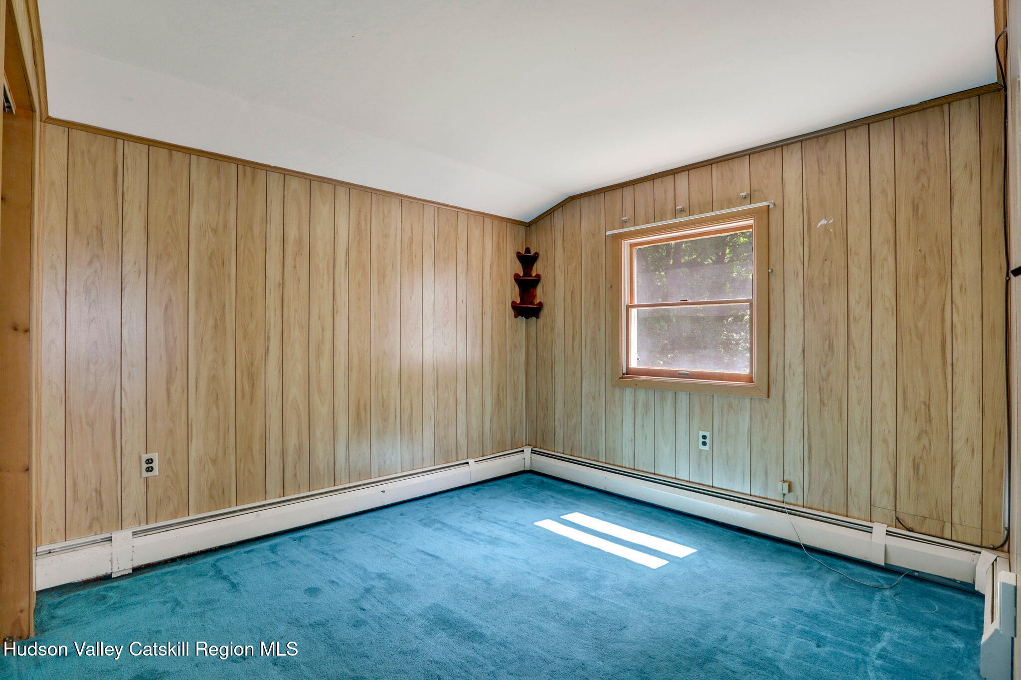 123 Railroad Avenue