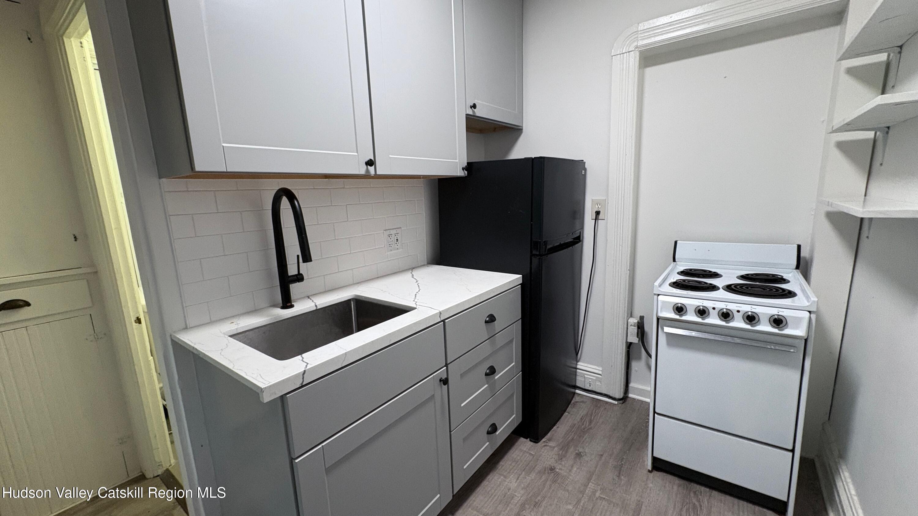 28 New Street, #2w