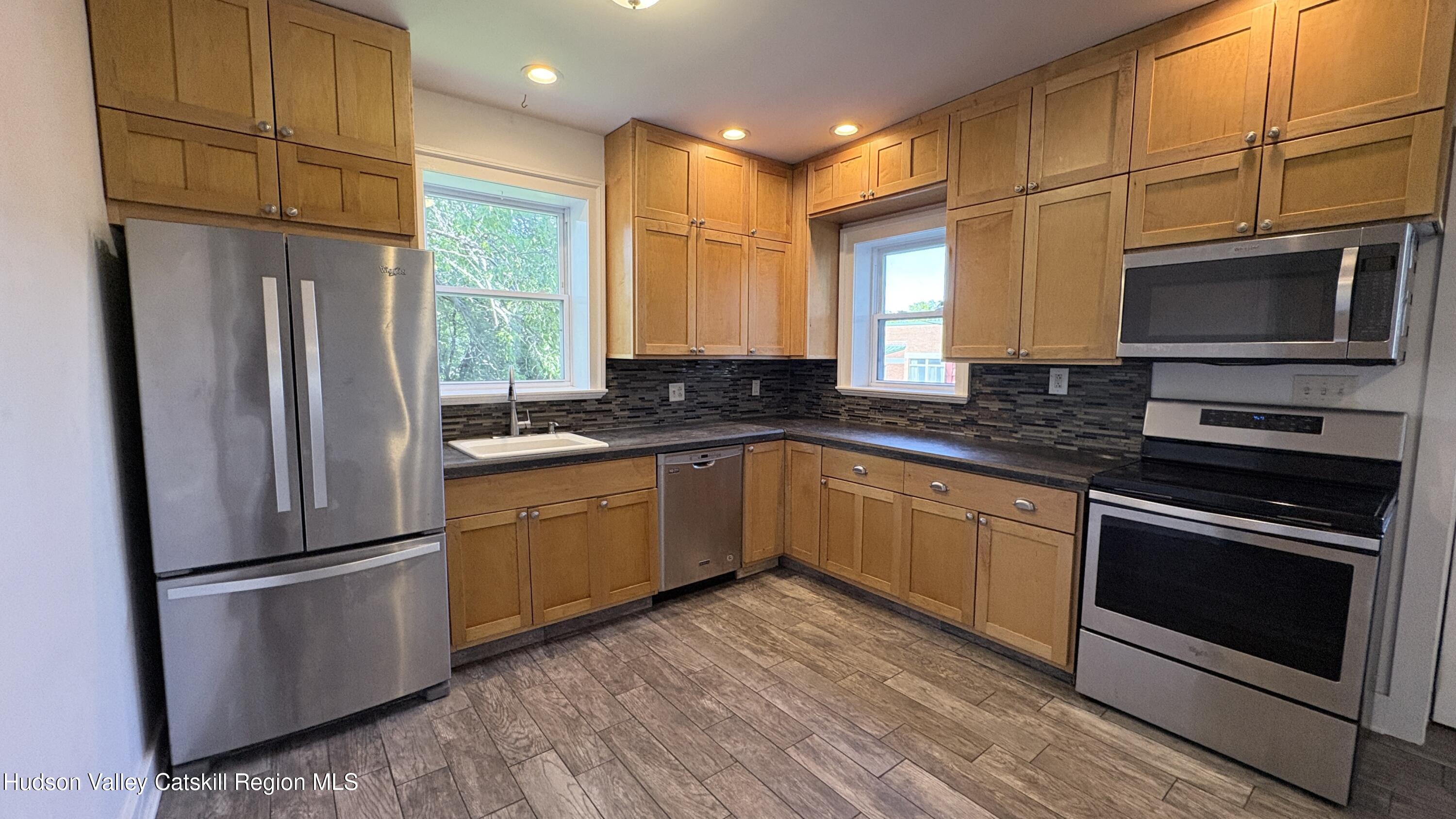 834 Warren Street, at the top of Warren St Unit: #2