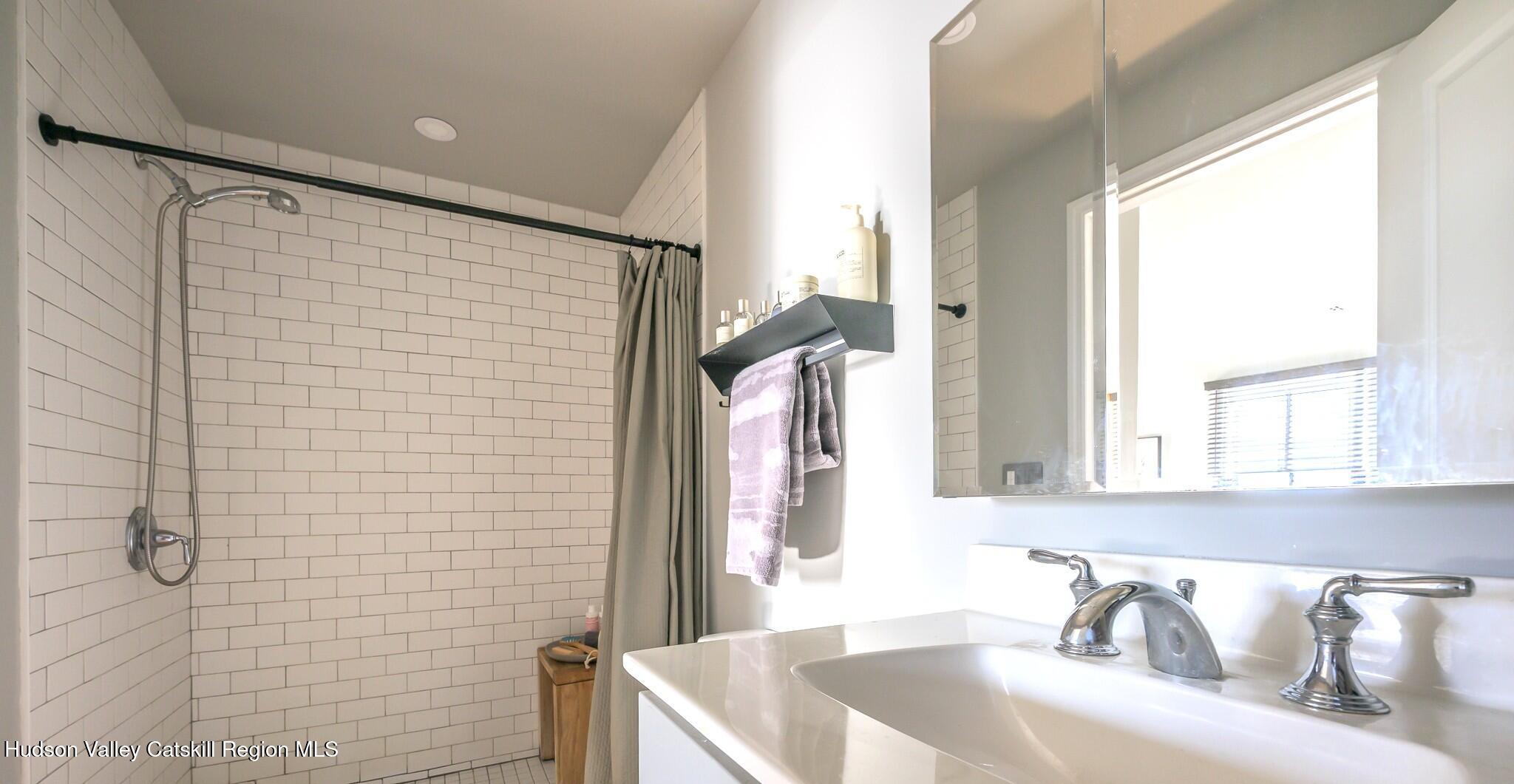 238 Allen Street, Hudson