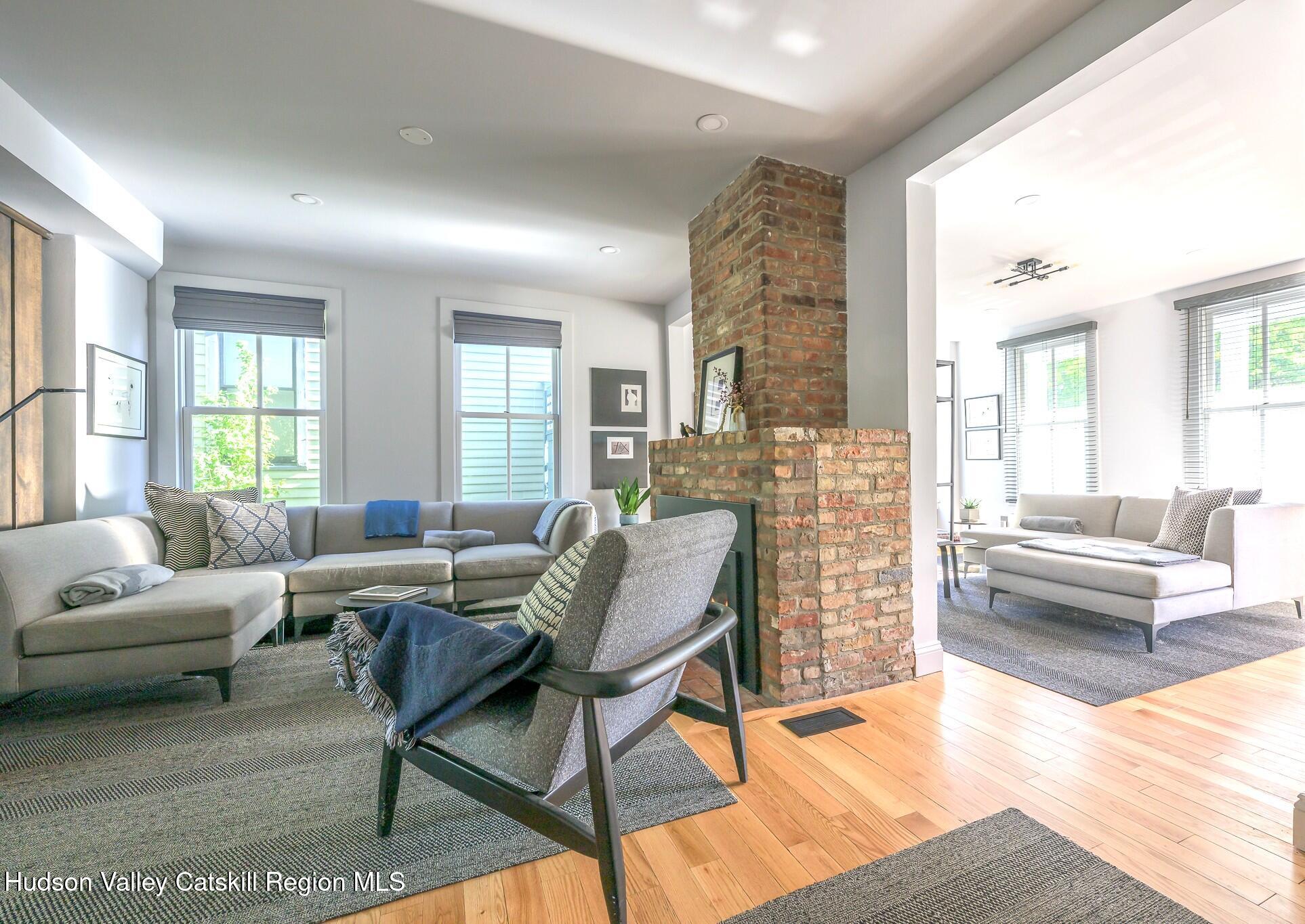 238 Allen Street, Hudson